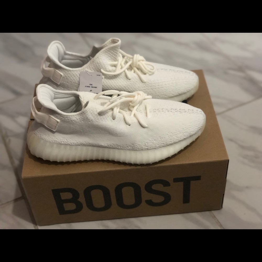 Adidas Yeezy Boost 350 V2 Triple White Sz 9.5